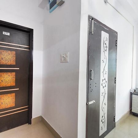 Oyo Flagship Mishika Homes Kalkata Exteriér fotografie